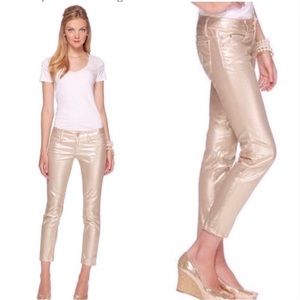 🪅 Lilly Pulitzer Worth Skinny Mini in Gold Metallic- 10
